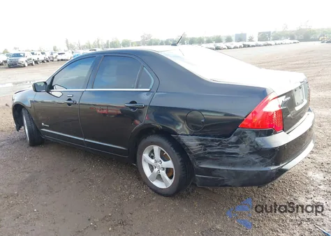 2010 Ford Fusion Hybrid from USA, damaged, VIN 3FADP0L36AR267315